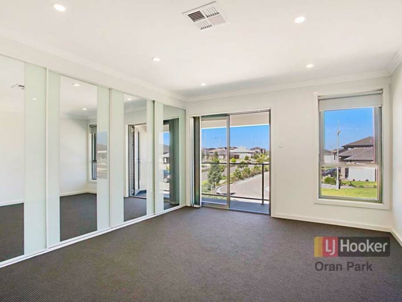 1b The Straight, Oran Park NSW 2570