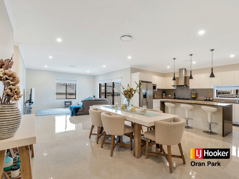 4 Allison Circuit, Oran Park NSW 2570