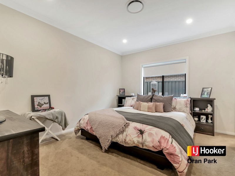 4 Allison Circuit, Oran Park NSW 2570