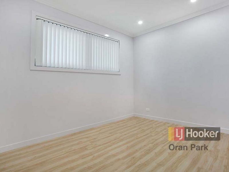 10a Bourne Ridge, Oran Park NSW 2570