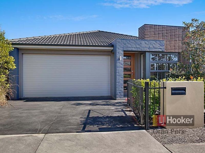 6 Bond Street, Oran Park NSW 2570
