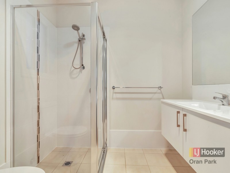 95 Sawsedge Avenue, Denham Court NSW 2565