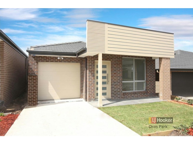 9b Hinton Loop, Oran Park NSW 2570
