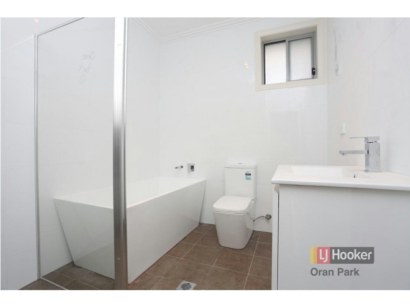 9b Hinton Loop, Oran Park NSW 2570
