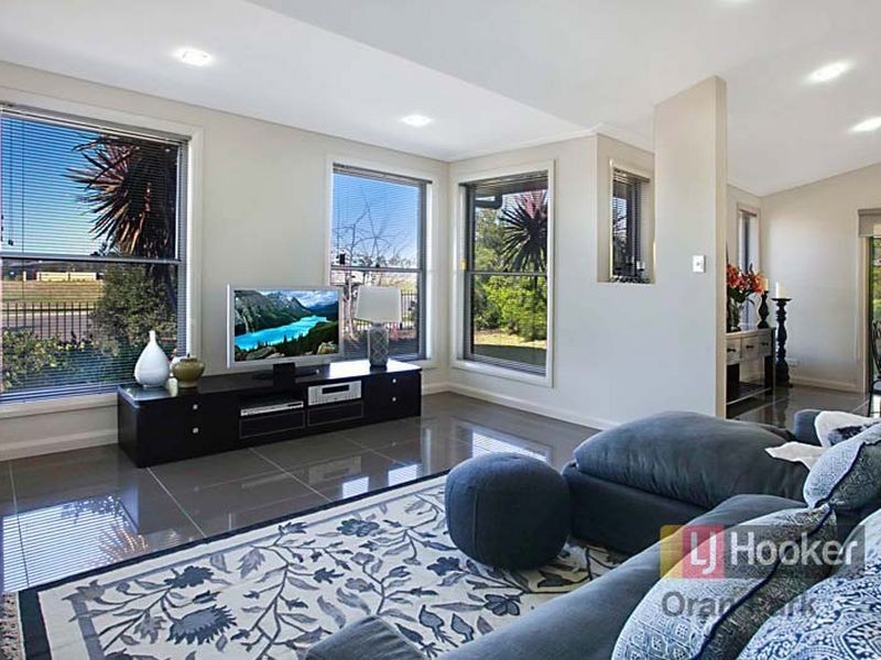 1 Moffat Street, Oran Park NSW 2570