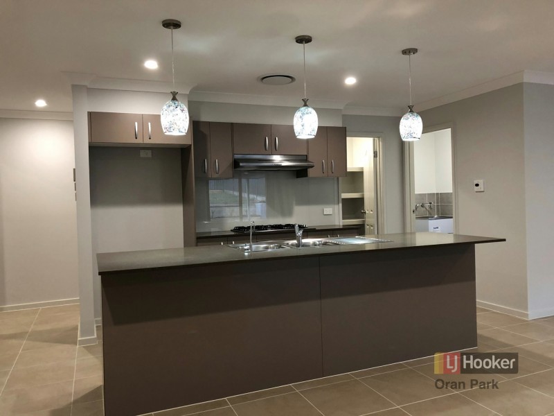 7 Yarra Avenue, Gregory Hills NSW 2557