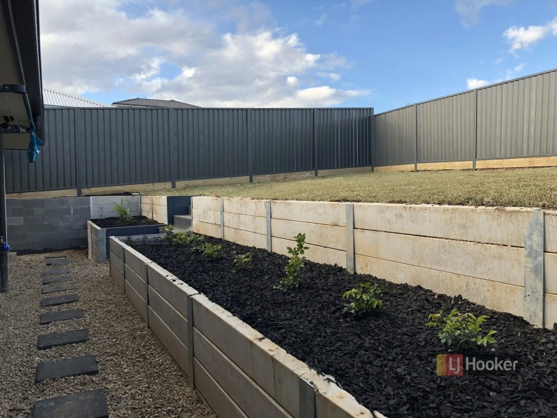 7 Yarra Avenue, Gregory Hills NSW 2557