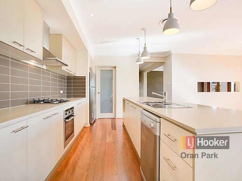 21 Bond Street, Oran Park NSW 2570