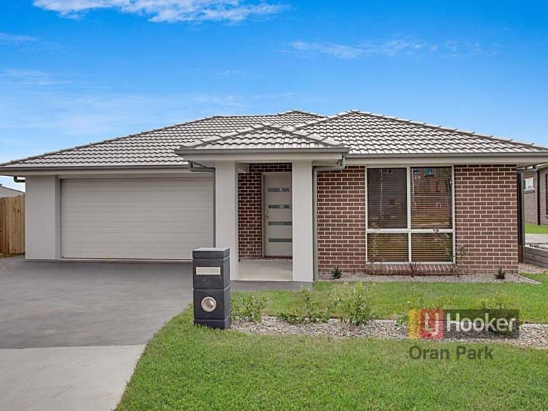 11 Richards Loop, Oran Park NSW 2570