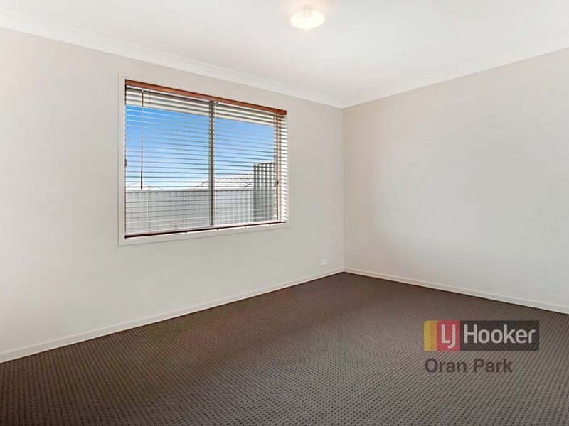 11 Richards Loop, Oran Park NSW 2570