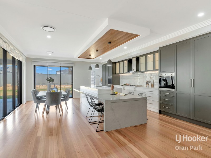 4 Crookwell Way, Harrington Park NSW 2567