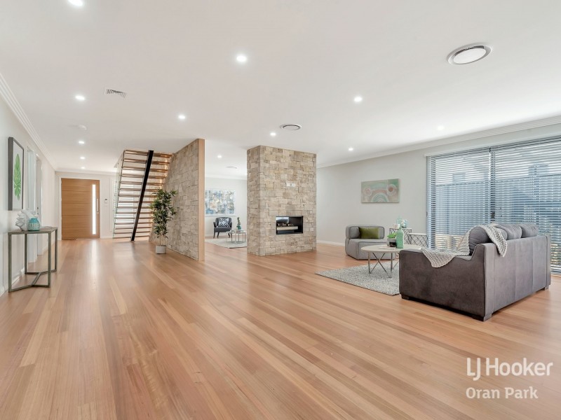 4 Crookwell Way, Harrington Park NSW 2567