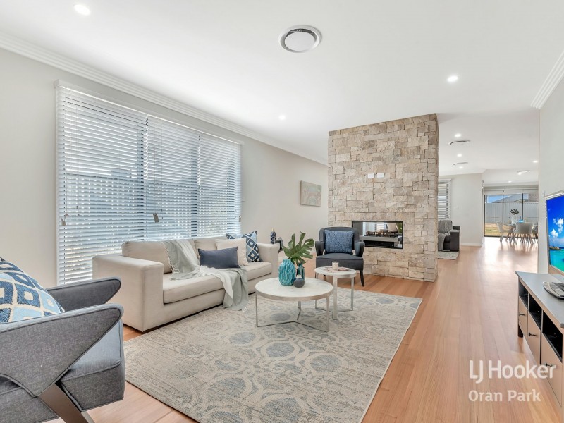 4 Crookwell Way, Harrington Park NSW 2567