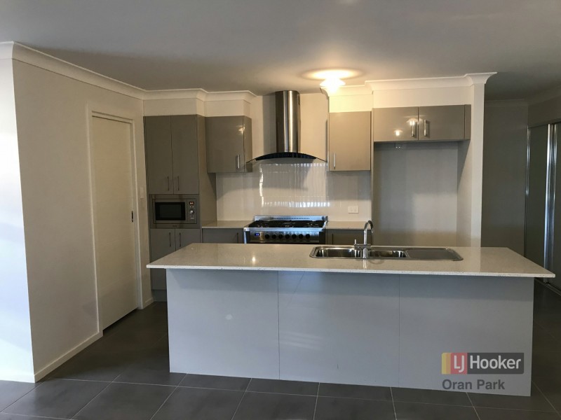 54 Bourne Ridge, Oran Park NSW 2570