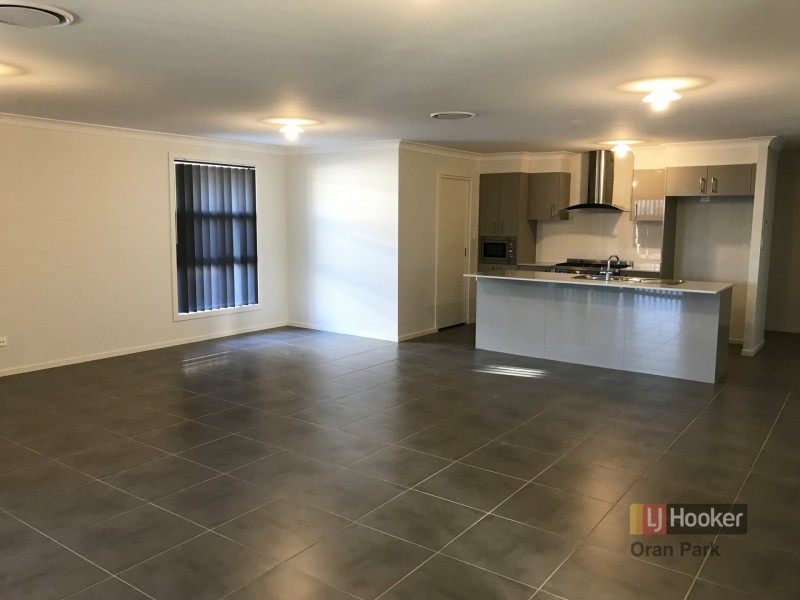 54 Bourne Ridge, Oran Park NSW 2570
