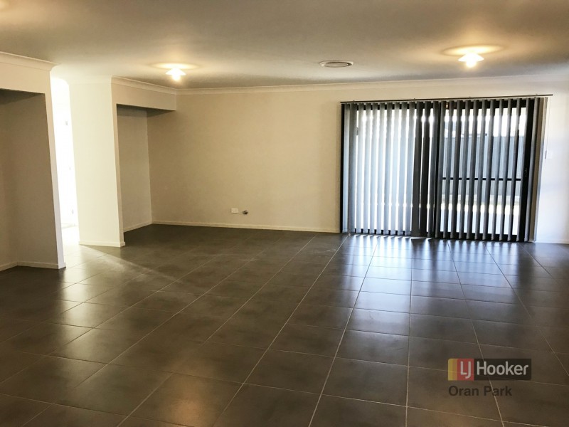 54 Bourne Ridge, Oran Park NSW 2570