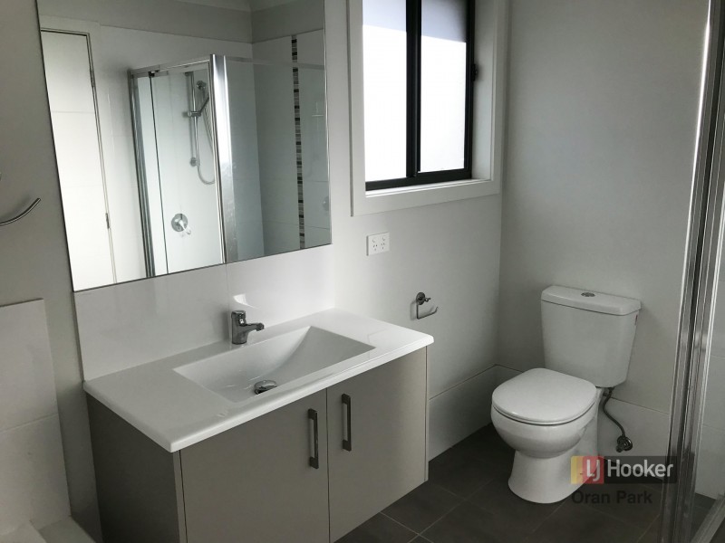 54 Bourne Ridge, Oran Park NSW 2570