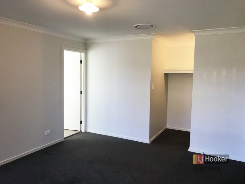 54 Bourne Ridge, Oran Park NSW 2570