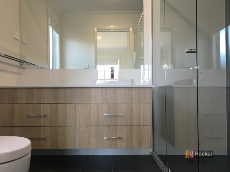 24 Arcadian Hills Crescent, Cobbitty NSW 2570
