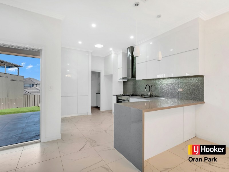 4b Kelly Street, Oran Park NSW 2570