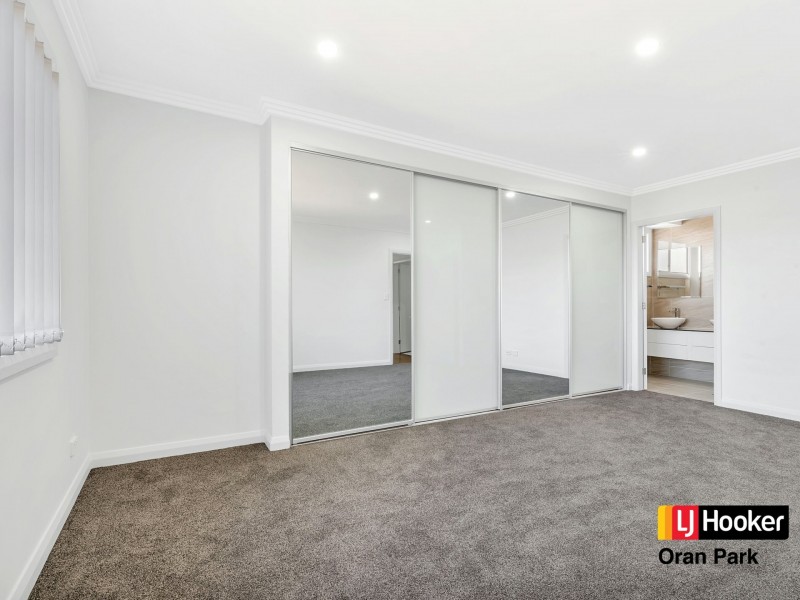 4b Kelly Street, Oran Park NSW 2570