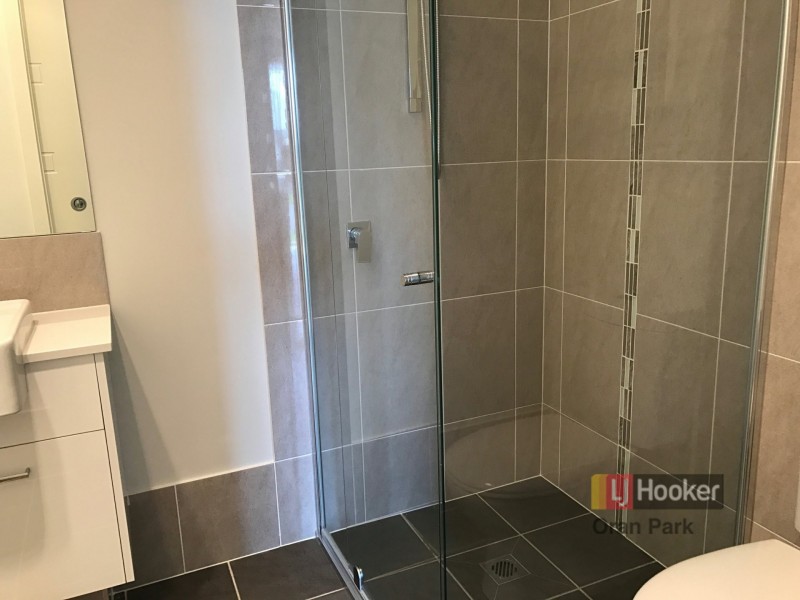 21 Lawrence Street, Oran Park NSW 2570