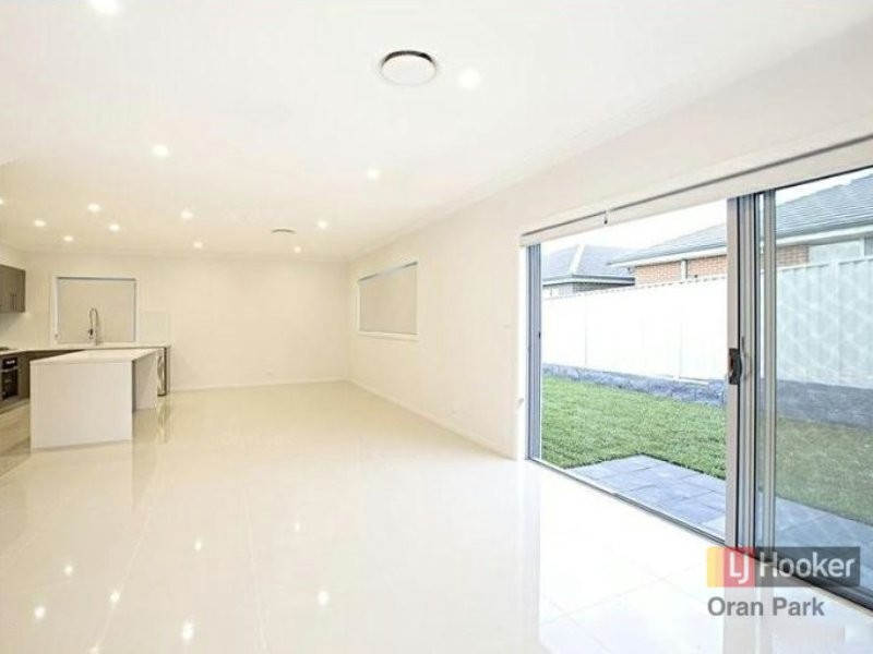 53 Murphy Street, Oran Park NSW 2570