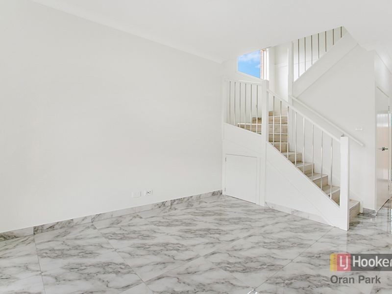 18a Horsley Cct, Oran Park NSW 2570