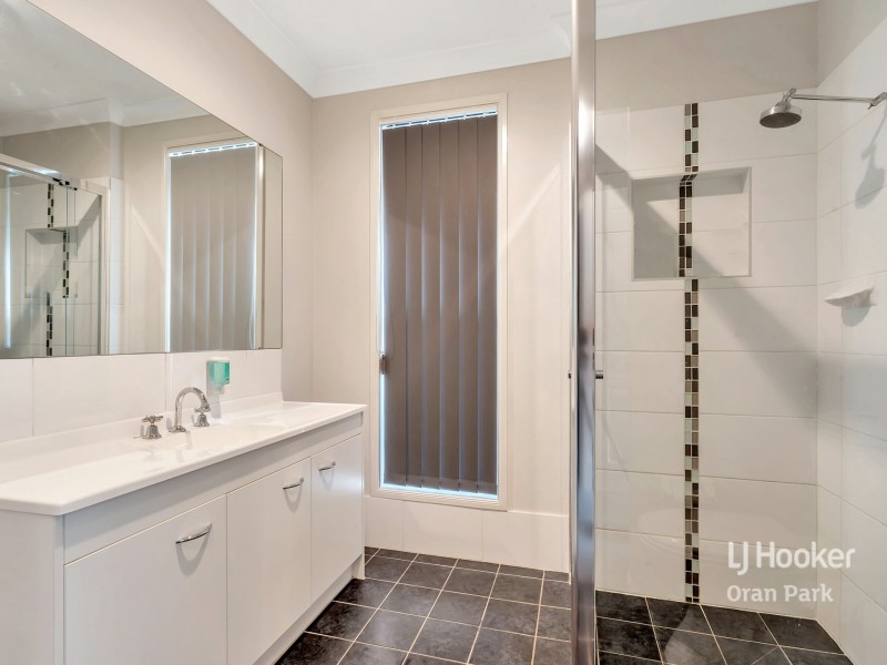 5 Gall Place, Oran Park NSW 2570