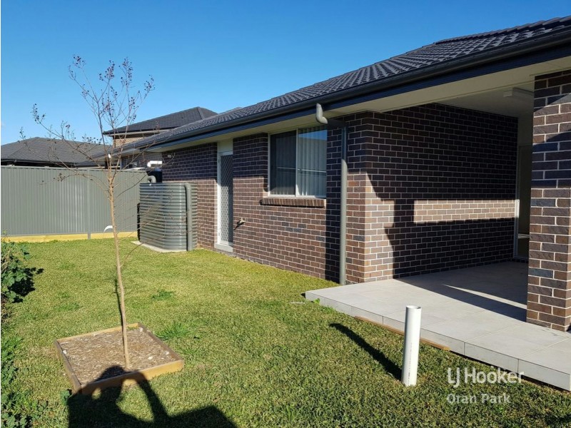 47 Courtney Loop, Oran Park NSW 2570