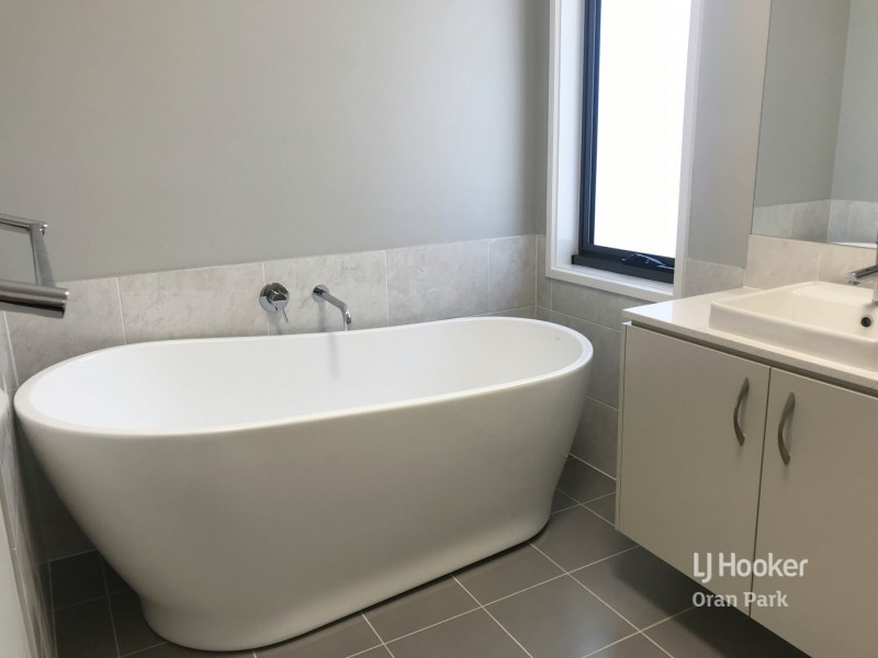 4a Russell Street, Oran Park NSW 2570