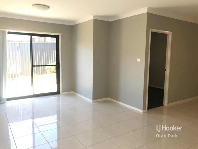 4b Russell Street, Oran Park NSW 2570
