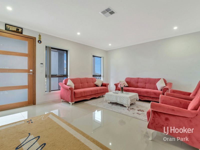 12 Austen Circuit, Oran Park NSW 2570