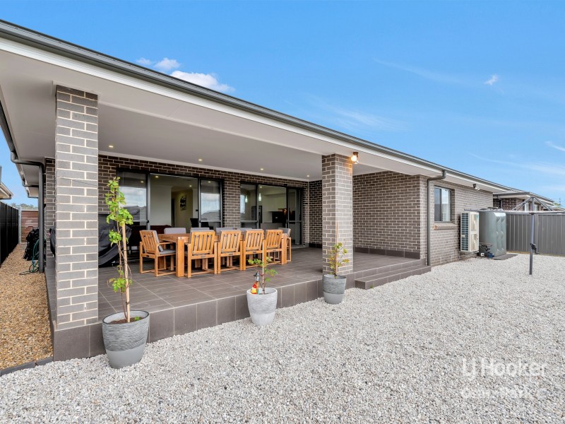 12 Austen Circuit, Oran Park NSW 2570