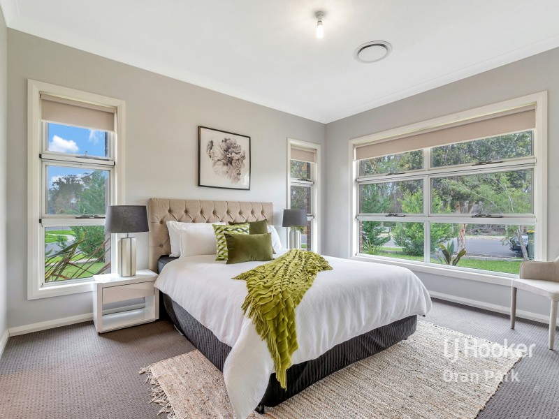 19 Perkins Drive, Oran Park NSW 2570