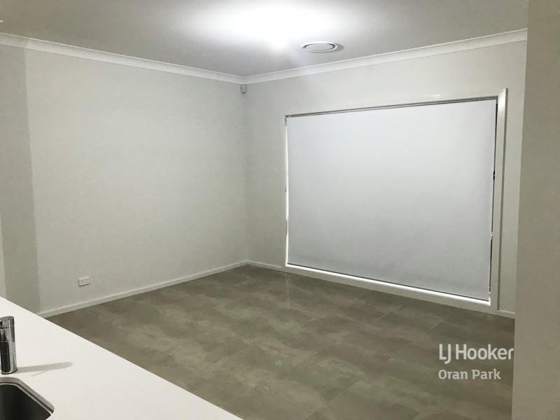5 Boden Crescent, Oran Park NSW 2570