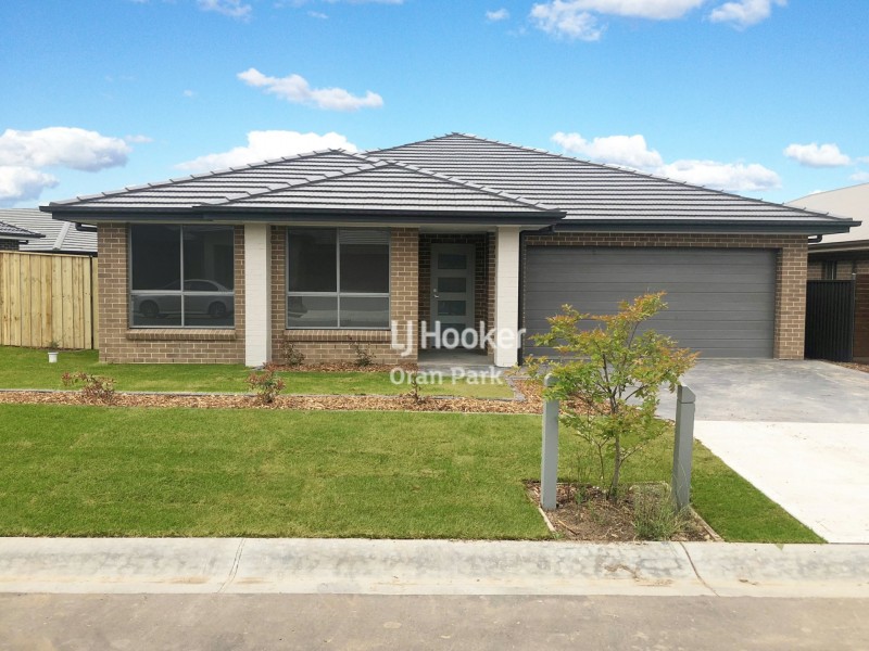 10 Wear Street, Oran Park NSW 2570