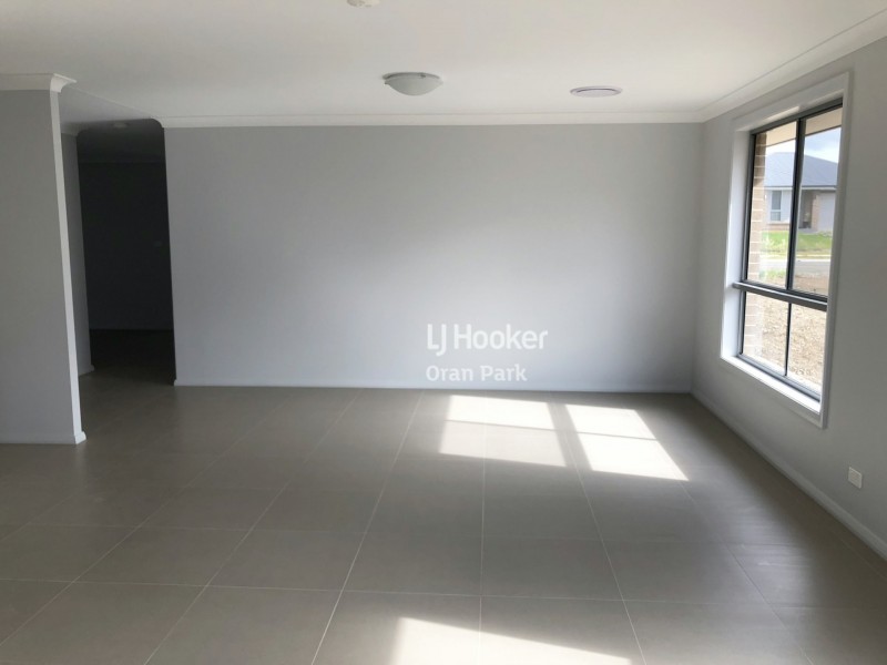 10 Wear Street, Oran Park NSW 2570