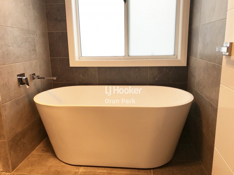 7a Yass Street, Gregory Hills NSW 2557