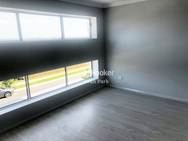 18b Orlando Street, Oran Park NSW 2570