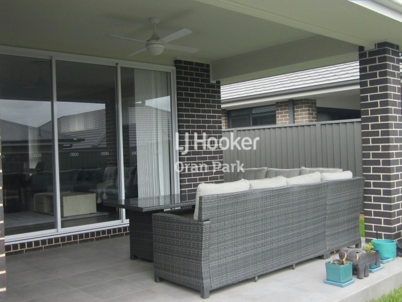 16 Mooney Street, Spring Farm NSW 2570