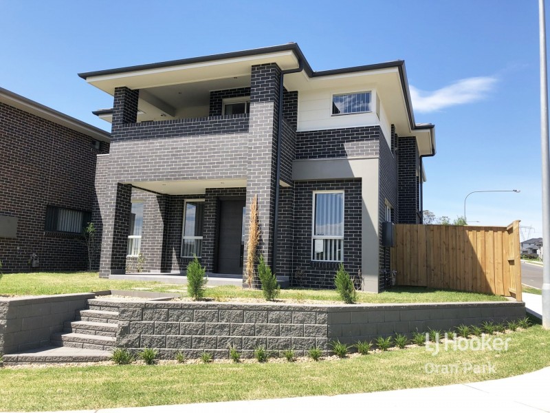 66 Bryant Avenue, Middleton Grange NSW 2171