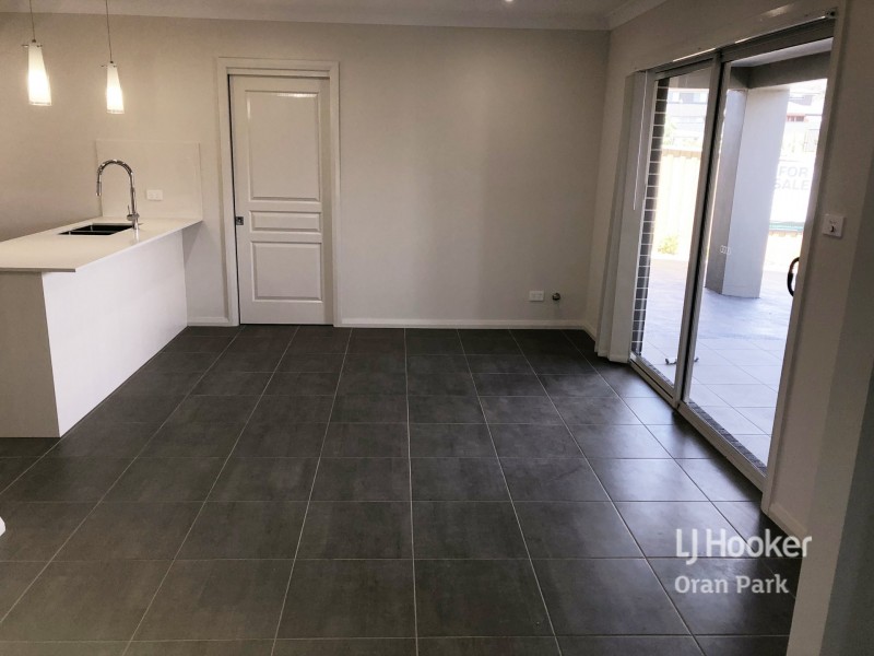 66 Bryant Avenue, Middleton Grange NSW 2171