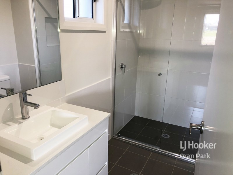 66 Bryant Avenue, Middleton Grange NSW 2171