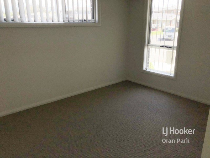 66 Bryant Avenue, Middleton Grange NSW 2171
