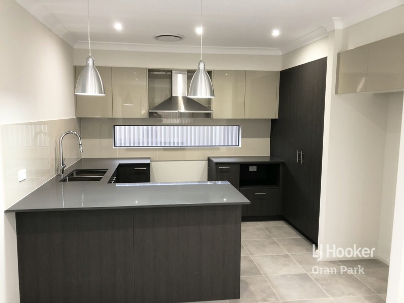 64 Bryant Avenue, Middleton Grange NSW 2171