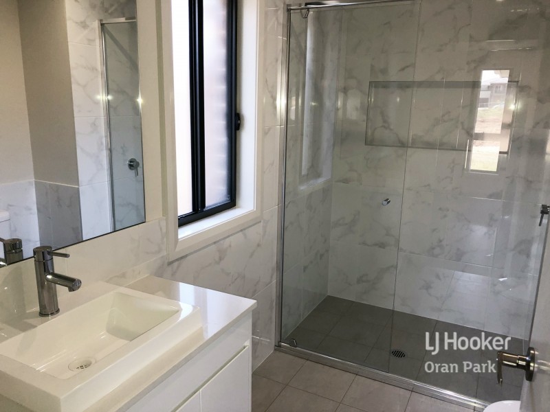 64 Bryant Avenue, Middleton Grange NSW 2171