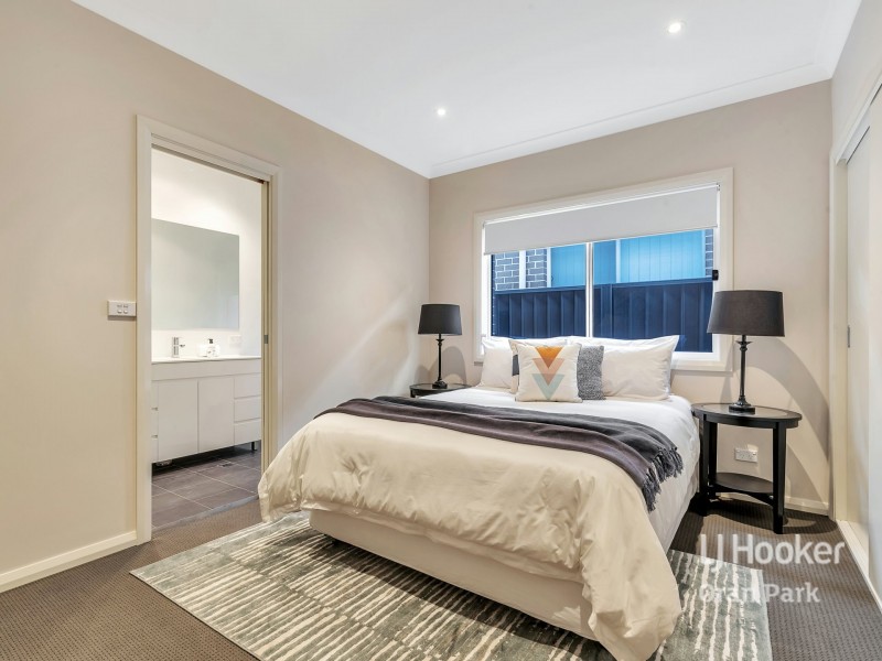 14b Davidson Street, Oran Park NSW 2570