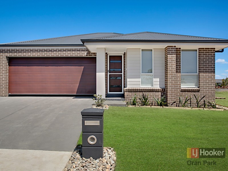 39a Ambrose Street, Oran Park NSW 2570
