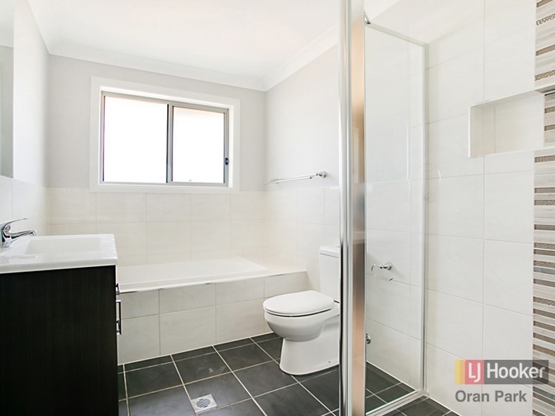 39a Ambrose Street, Oran Park NSW 2570